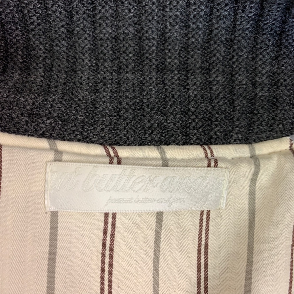 Womenās jacket - Picture 8 of 8